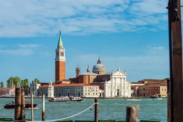 Der Markusplatz Venedig Hoher Glockenturm Einem Sonnigen Tag Italien — Stockfoto