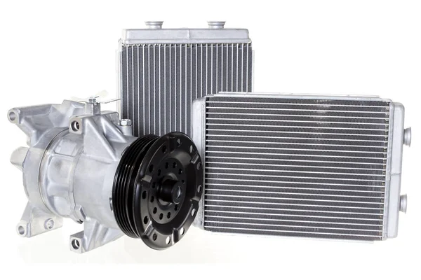 Radiatori di raffreddamento del motore e aria condizionata automotive comprende — Foto Stock