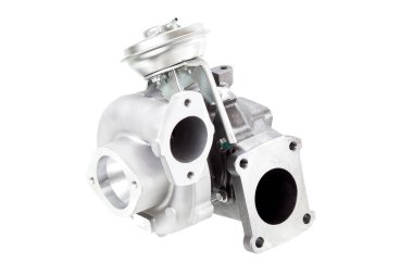 yeni turbo şarjlı araba motoru