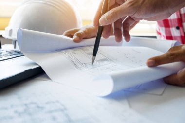 Masada blueprint - Clo ile tartışırken mimar mühendis