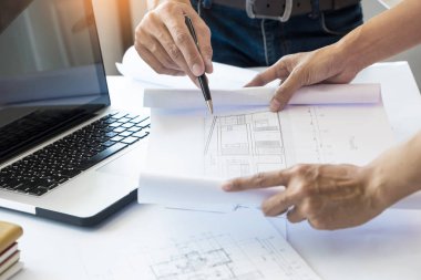 masada planı ile tartışırken mühendisi 