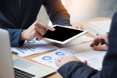 İş yöneticileri ekip başlamak ile çalışma 