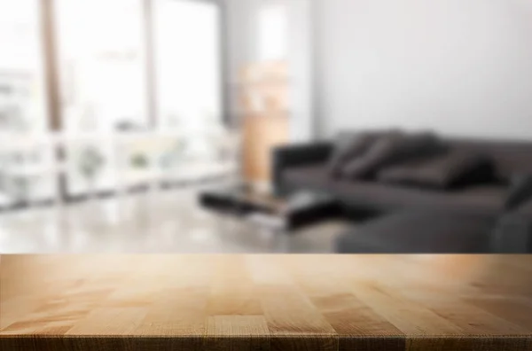 Tavolo in legno vuoto e stanza decorazione d'interni sfondo, prod — Foto Stock