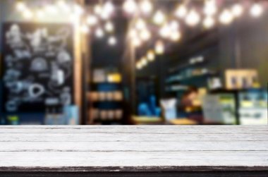 Ahşap masa ve oda iç dekorasyon arka plan boş, eşya