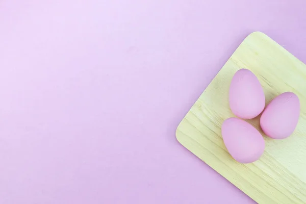 Depilazione piatta di uova di Pasqua sfondo mockup, vista dall'alto con — Foto Stock