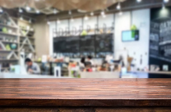 Ausgewählter Fokus leerer brauner Holztisch und Café oder Resta — Stockfoto