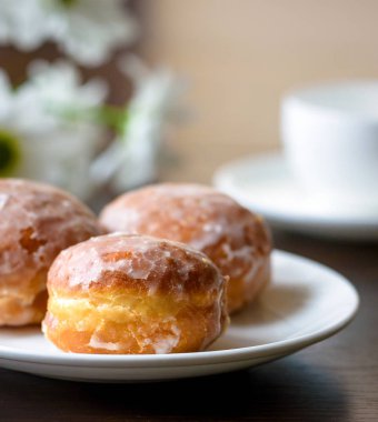 Çiçekli ev yapımı çörek