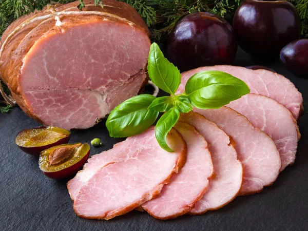 Smoked Ham Plums Herbs — Stock Photo, Image