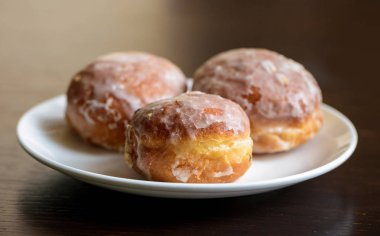 Ev yapımı çörek. Birçok çörek