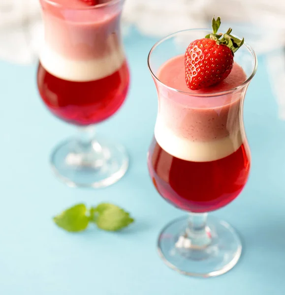 Panna Cotta San Valentino Con Cuori — Foto Stock