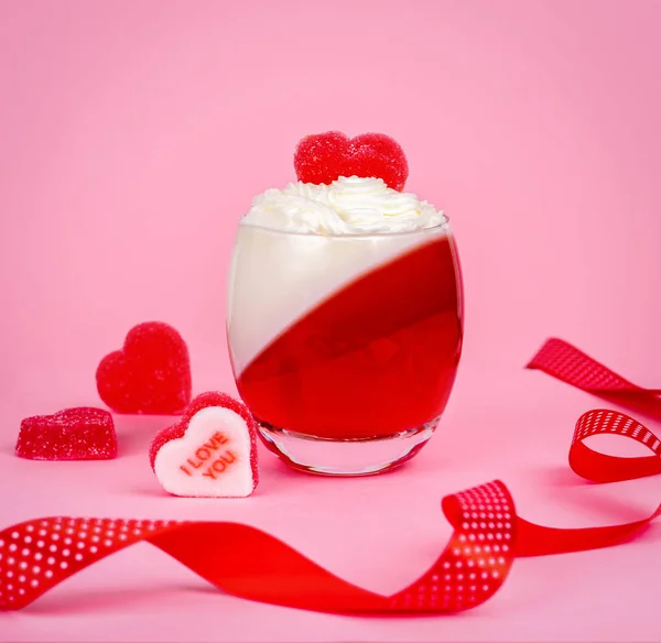 Panna Cotta San Valentino Con Cuori — Foto Stock