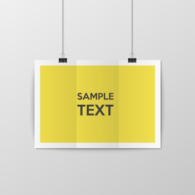 Kağıt kıskaçları iki, asmak katlanmış.