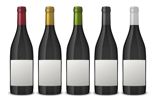 5 botellas de vino negro de vectores realistas con etiquetas blancas aisladas sobre fondo blanco. Plantilla de diseño en EPS10 . — Vector de stock