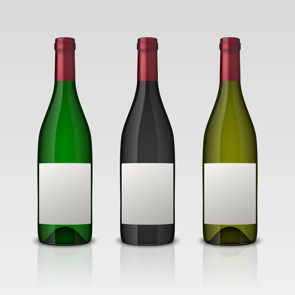 Lot de 3 bouteilles de vin vectorielles réalistes avec des étiquettes vierges isolées sur fond blanc. Modèle de conception dans EPS10 . — Image vectorielle