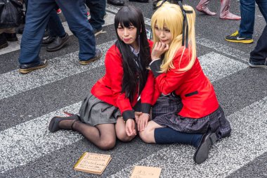 Osaka / Japonya - 18 Mart 2018: Nipponbashi Street Festa, renkli kostüm ve anime festivali her Mart ayında Japonya 'nın Osaka kentinde düzenlenir. Dünyanın en büyük kostüm etkinliklerinden biri.