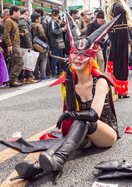 Osaka / Japonya - 18 Mart 2018: Nipponbashi Street Festa, renkli kostüm ve anime festivali her Mart ayında Japonya 'nın Osaka kentinde düzenlenir. Dünyanın en büyük kostüm etkinliklerinden biri.
