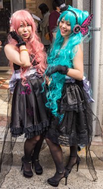 Osaka / Japonya - 18 Mart 2018: Nipponbashi Street Festa, renkli kostüm ve anime festivali her Mart ayında Japonya 'nın Osaka kentinde düzenlenir. Dünyanın en büyük kostüm etkinliklerinden biri.