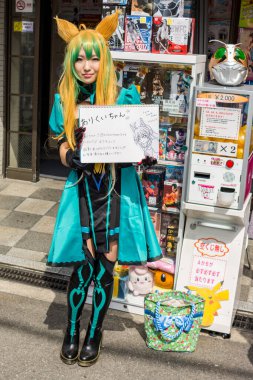 Osaka / Japonya - 18 Mart 2018: Nipponbashi Street Festa, renkli kostüm ve anime festivali her Mart ayında Japonya 'nın Osaka kentinde düzenlenir. Dünyanın en büyük kostüm etkinliklerinden biri.