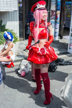 Osaka / Japonya - 18 Mart 2018: Nipponbashi Street Festa, renkli kostüm ve anime festivali her Mart ayında Japonya 'nın Osaka kentinde düzenlenir. Dünyanın en büyük kostüm etkinliklerinden biri.