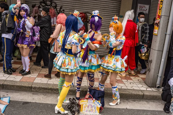 Osaka / Japonya - 18 Mart 2018: Nipponbashi Street Festa, renkli kostüm ve anime festivali her Mart ayında Japonya 'nın Osaka kentinde düzenlenir. Dünyanın en büyük kostüm etkinliklerinden biri.