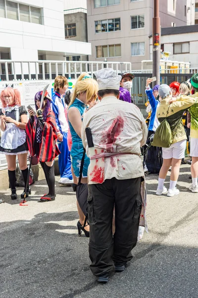 Osaka / Japonya - 18 Mart 2018: Nipponbashi Street Festa, renkli kostüm ve anime festivali her Mart ayında Japonya 'nın Osaka kentinde düzenlenir. Dünyanın en büyük kostüm etkinliklerinden biri.