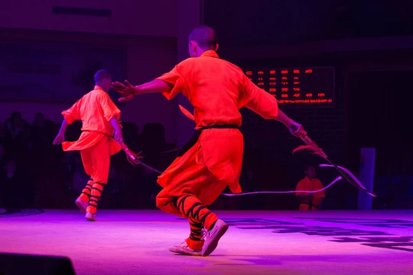 Shaolin Luoyang Província Henan China Janeiro 2016 Demonstração Shaolin Kung — Fotografia de Stock