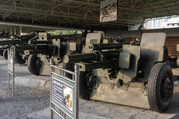 Phenjan Dpr Korea November 2015 Captured Army 105Mm Howitzers Display — Stock Fotó