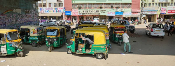 Agra Uttar Pradesh India Października 2019 Tuk Tuks Ulicach Agra — Zdjęcie stockowe