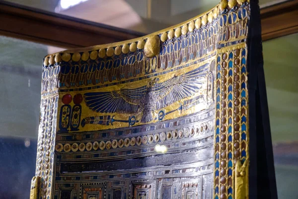 Cairo Egito Maio 2019 Trono Ouro Faraó Tutancâmon Exibido Museu — Fotografia de Stock