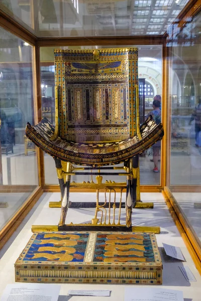 Cairo Egito Maio 2019 Trono Ouro Faraó Tutancâmon Exibido Museu — Fotografia de Stock
