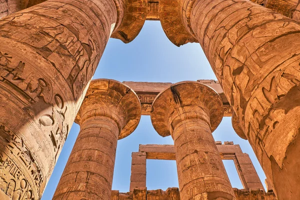 Masivos Pilares Del Gran Salón Hipóstilo Complejo Del Templo Karnak —  Fotos de Stock