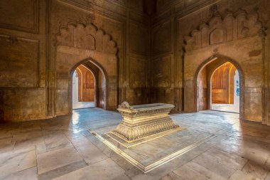 Safdarjung 'un Mezarı, Mughal usulü mozolede 1754 yılında Yeni Delhi, Hindistan' da inşa edildi.