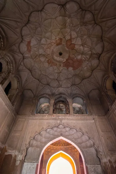 Takkonst Vid Den Centrala Graven Kammare Safdarjung Grav Mughal Stil — Stockfoto