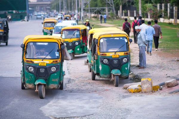 Nova Deli Índia Setembro 2019 Tuk Tuks Rua Nova Deli — Fotografia de Stock