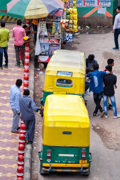 New Delhi India Wrzesień 2019 Tuk Tuks Ulicach New Delhi — Zdjęcie stockowe