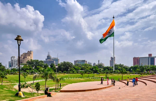 Yeni Delhi / Hindistan - 19 Eylül 2019: Yeni Delhi 'deki Connaught Place Central Park