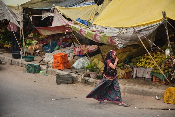 Джайпур Раджастхан Індія Вересня 2019 Жінка Індії Прогулювалась Повз Ринок — стокове фото
