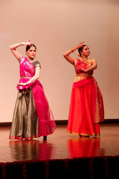 Delhi Índia Outubro 2019 Apresentação Clássica Dança Indiana Kathak Nova — Fotografia de Stock