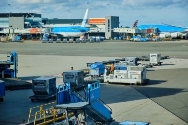 Amsterdam / Hollanda - 7 Ekim 2018: Amsterdam Havalimanı Schiphol, Hollanda