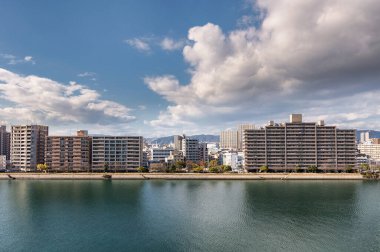 Hiroşima / Japonya - 20 Aralık 2017: Japonya 'nın Hiroşima şehri