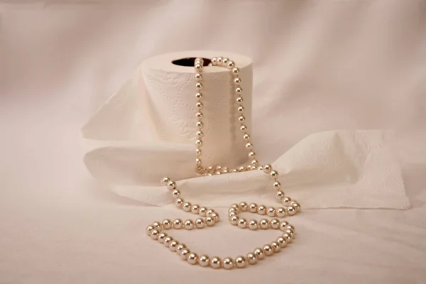 Toilet Paper Pearls — Stock Photo, Image