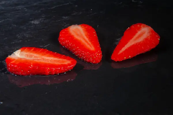 Rote Frische Erdbeeren Aus Nächster Nähe — Stockfoto