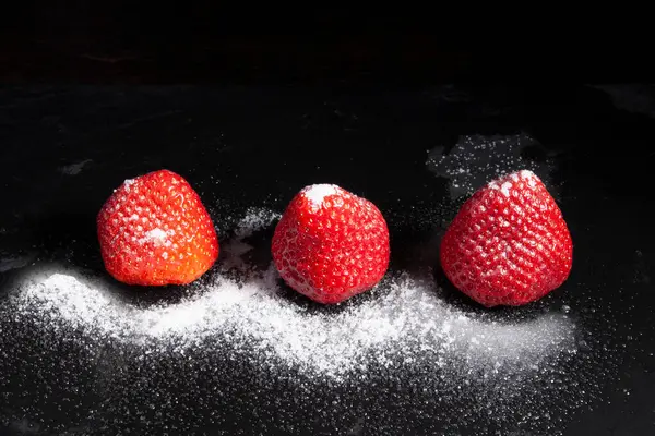 Rote Frische Erdbeeren Aus Nächster Nähe — Stockfoto