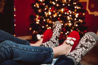 aşık Noel oda içinde birkaç
