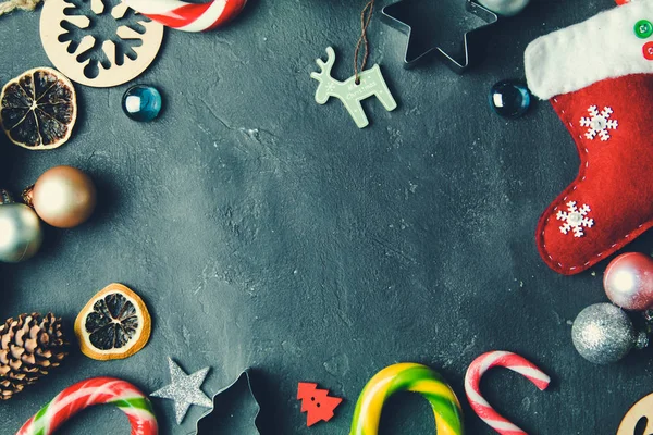 Boże Narodzenie tło z kolorowymi cukierkami — Zdjęcie stockowe