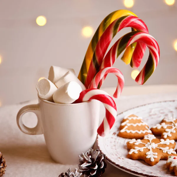 Weihnachten Hintergrund mit Lebkuchen — Stockfoto