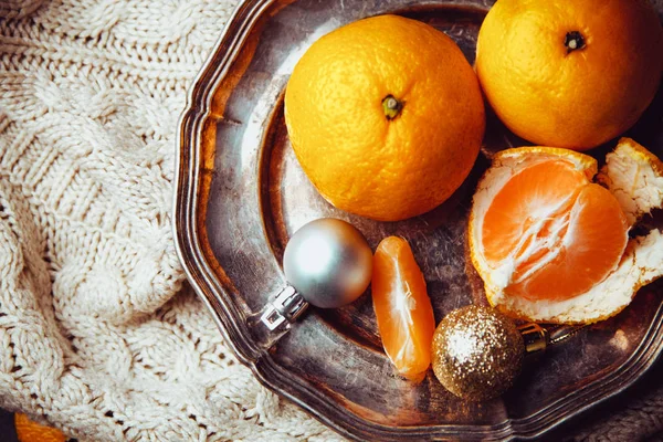 Tangerines in metal tray — Stock Photo, Image