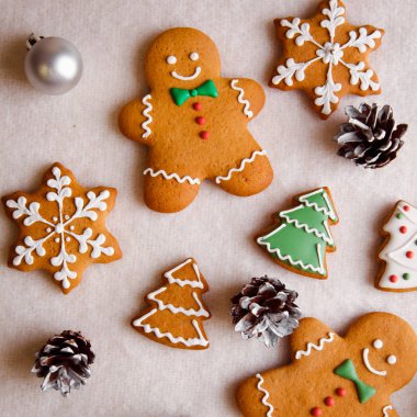 Zencefilli çöreklerle Noel geçmişi