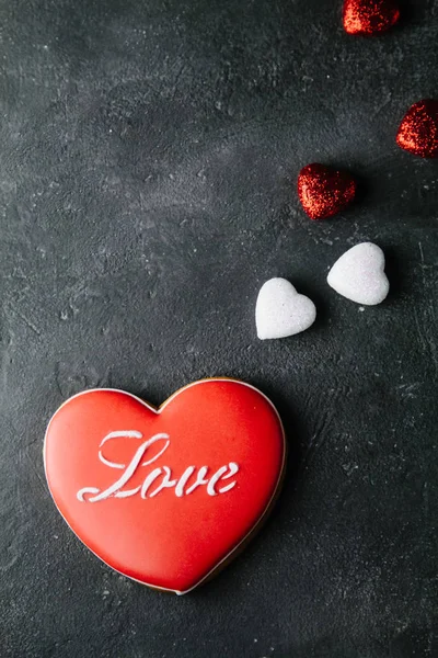 Piękne tło dla Walentynki z piernikowe serca — Zdjęcie stockowe