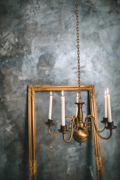 방에 레코딩 촛불 조명으로 발렌타인 로맨틱 인테리어. — 스톡 사진
